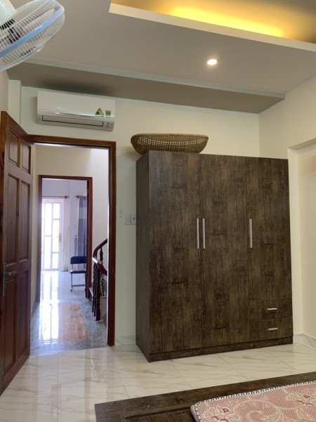 Chính chủ cho thuê nhà nguyên căn có nội thất gần chợ Da Sà, lh 0915718879