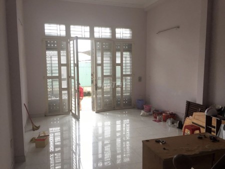 Cần cho thuê nhà nguyên căn 90m2, 2 tầng đúc, giá 16 triệu/tháng, Đặng Thuỳ Trâm, Bình Thạnh