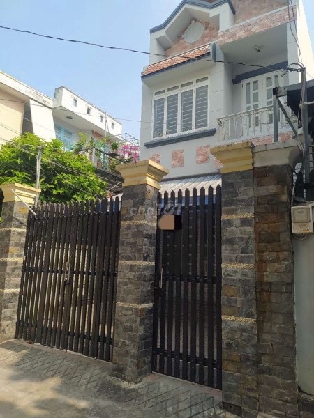 Nguyên căn rộng 100m2 cần cho thuê nhanh giá 9 triệu/tháng, hẻm Dương Đình Hội, Quận 9