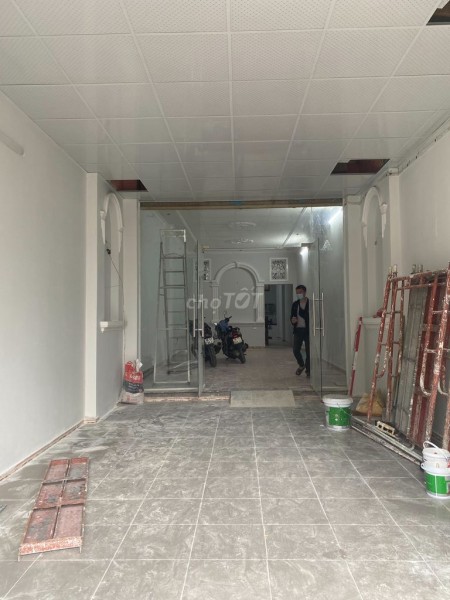 Chính chủ cho thuê nhà rộng 100m2, giá 27 triệu/tháng, đường Lê Văn Thọ, Gò Vấp
