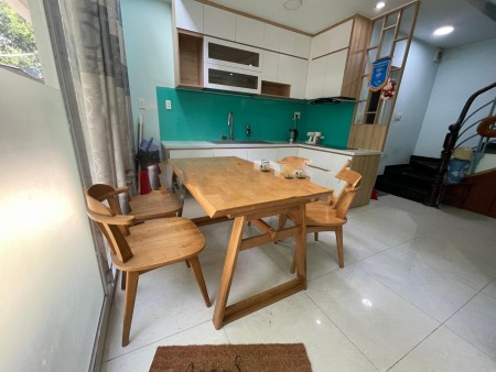 Cho Thuê Nguyên Căn Có Sẵn Nội Thất, 3PN 4WC, Trung Tâm Q3, Giá 12 Triệu