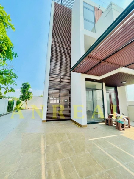 Biệt thự diện tích sử dụng 10x20m giá 30 triệu/tháng, phong cách hiện đại, giá tốt