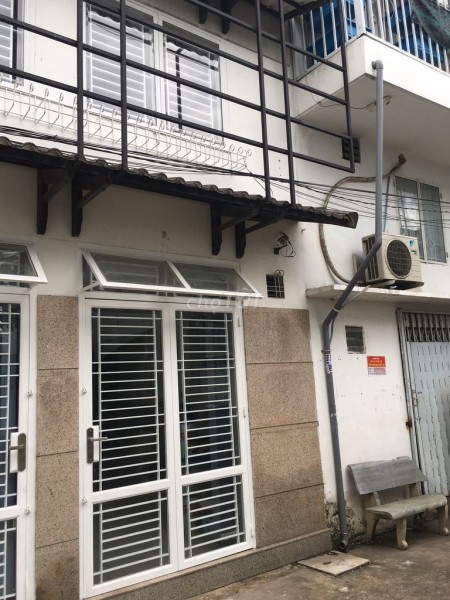 Cần cho thuê nhà chính chủ 21m2, nguyên căn 3 tầng, giá 5 triệu/tháng, hẻm Nguyễn Sỹ Sách