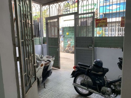 Tân Thới Hiệp 21 Quận 12 cần cho thuê nhà rộng 75m2 giá 4 triệu/tháng, dân trí cao