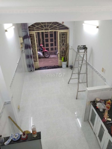 Cho thuê nhà Nguyễn Văn Khối, Gò Vấp, dtsd 27m2, giá 5.5 triệu/tháng, lhcc