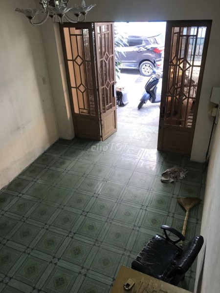 Hẻm khu dân cư Quận Tân Phú cần cho thuê nhà rộng 70m2, giá 7 triệu/tháng, lh 0986155670