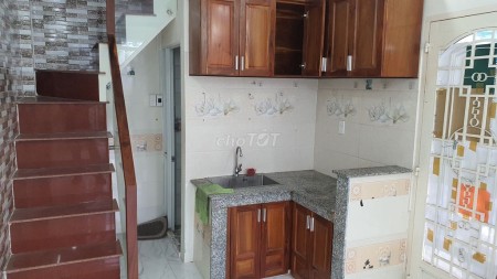 Có nhà 17/8A1 đường số 22, Thủ Đức cần cho thuê giá 6 triệu/tháng, dtsd 353m2