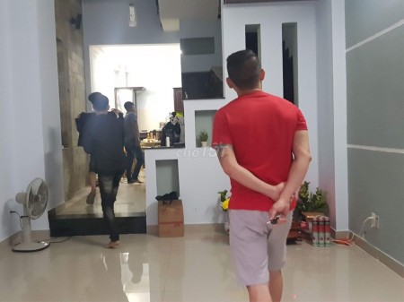 Nguyên căn hẻm Dương Văn Dương, Tân Phú, cho thuê nhanh dtsd 52m2, giá 11 triệu/tháng