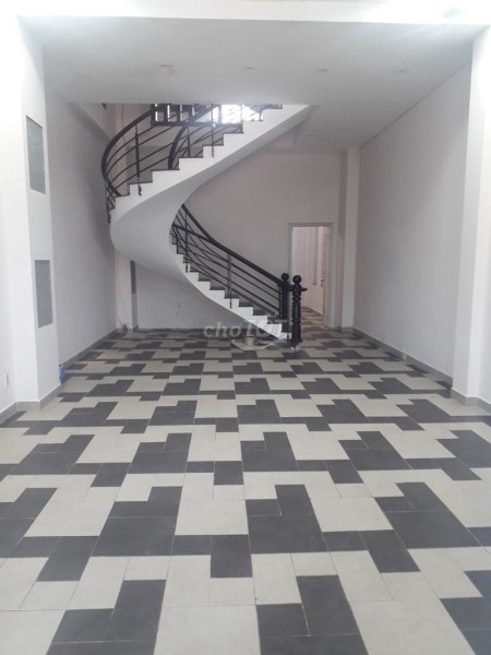 Nguyên căn Phạm Thế Hiển, Quận 8 chủ nhà cần cho thuê giá 22 triệu/tháng, dtsd 100m2