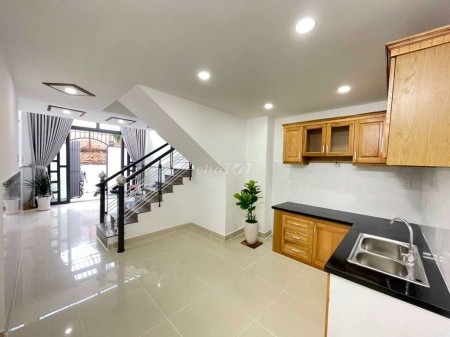 Nhà đường Lâm Thị Hố, 1 trệt, 1 lầu còn mới dtsd 50m2, giá 5 triệu/tháng, lhcc