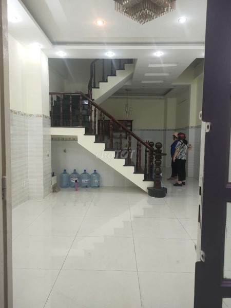 Cần cho thuê nhà rộng 60m2, giá cho thuê 14 triệu/tháng, hẻm B58 Nguyễn Thần Hiến, Quận 4