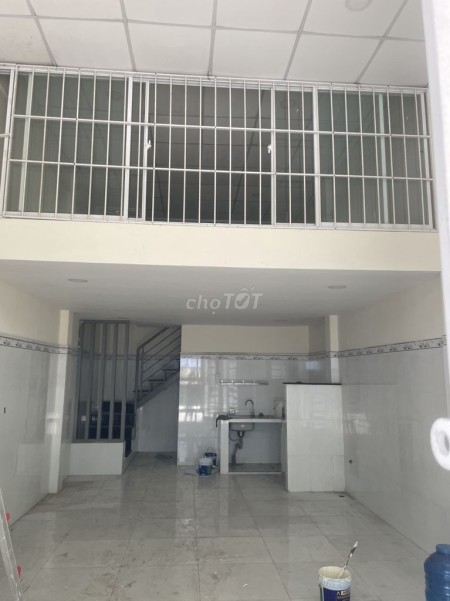 Chủ cần cho thuê nhà rộng 68m2, 2 tầng đúc giá 7.5 triệu/tháng hẻm 239 Tân Quý, Tân Phú