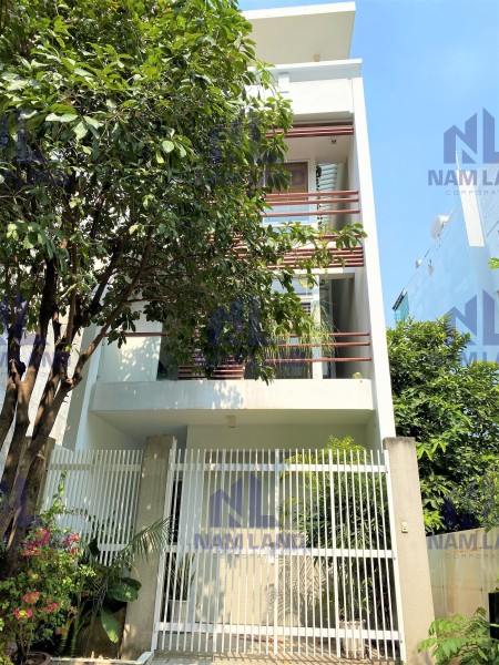 Nhà nguyên căn diện tích sử dụng 5x20 rệt 3 Lầu full nội thất giá 25 triệu/tháng