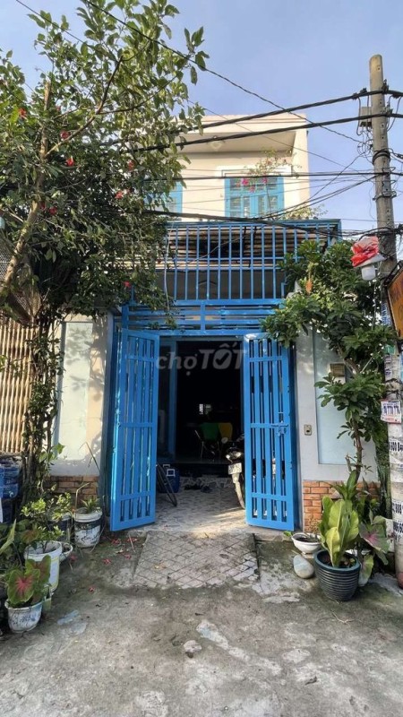 Chủ cho thuê nhà rộng 80m2, chưa nội thất, giá 6 triệu/tháng, hẻm đường 1A, Bình Chánh
