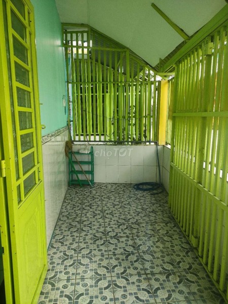 Cần cho thuê nhà chính chủ Quận Gò Vấp dtsd 40m2, 2 pn, giá 6 triệu/tháng, lh 0936912322