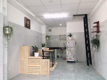 Để trống nên cho thuê nhà rộng 36m2, 2 tầng đúc, giá 6 triệu/tháng, đường số 36 Quận Thủ Đức