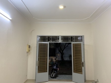 Đường Hồ Đắc Di, Tân Phú cần cho thuê nhà rộng 64m2, 2 tầng, giá 14 triệu/tháng