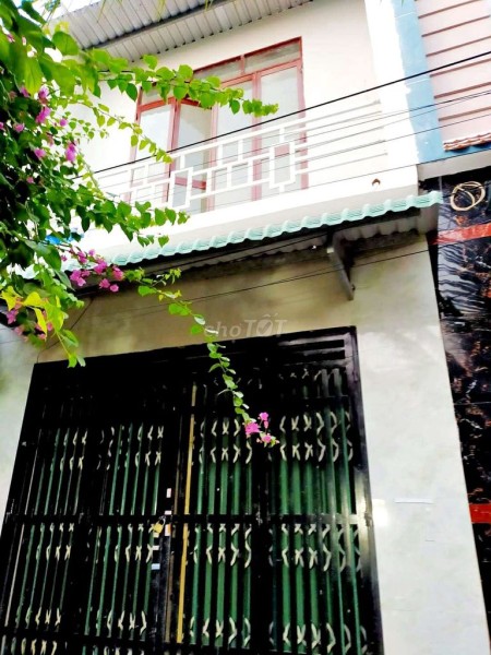 Chính chủ cần cho thuê nhà rộng 32m2, giá 3 triệu/tháng, đường số 1A, Bình Chánh