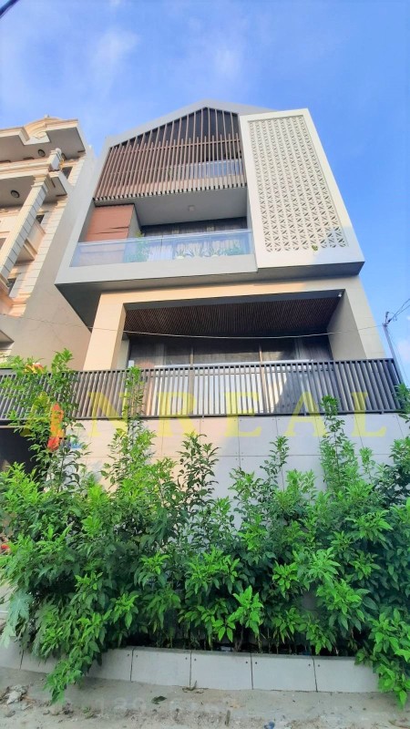 Nhà biệt thự ở Quận 2 cho thuê cao cấp chất lượng