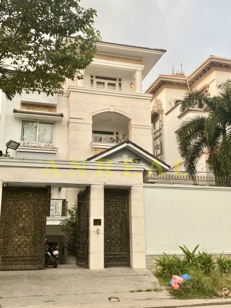 Biệt Thự Khu Fideco Thảo Điền Có Hồ Bơi Sân Vườn Giá 3500$