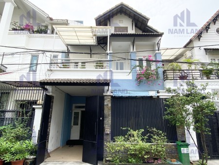 Cho thuê villa mini xinh xắn full nội thất trung tâm thảo điền 30 triệu