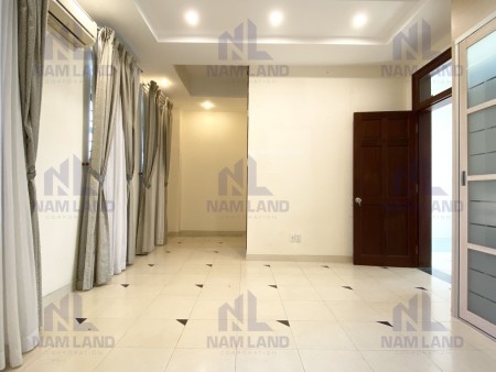 Cho thuê villa 10 x 20 sau Song Hành làm văn phòng công ty giá 49 triệu/tháng