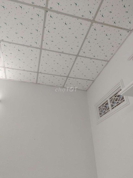 Nguyên căn cấp 4 rộng 64m2, cần cho thuê giá 6.5 triệu/tháng đường số 6, Quận 9