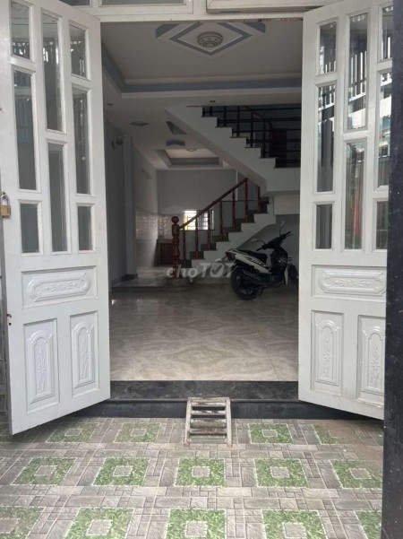 Thạnh Lộc 28, Quận 12 cần cho thuê nhà rộng 48m2, giá 5 triệu/tháng, khu an ninh