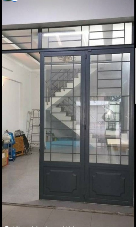 Cho thuê nhà mặt tiền đường Hoàng Quốc Việt 1 trệt + 1 lầu, giá 11tr