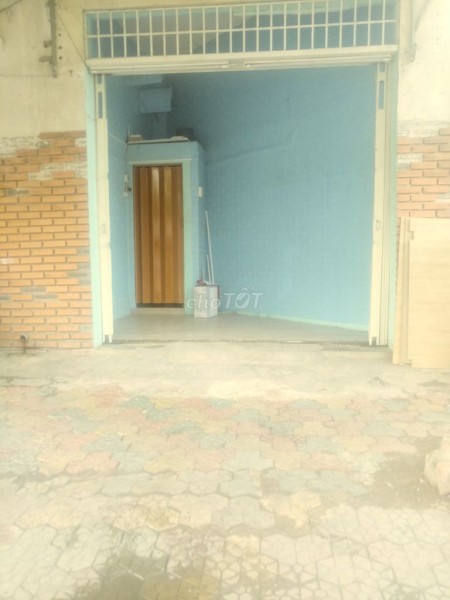 Nhà cấp 4 chủ cần cho thuê nhanh giá 5 triệu/tháng, dt 10m2, mt 190 Nguyễn Văn Lượng