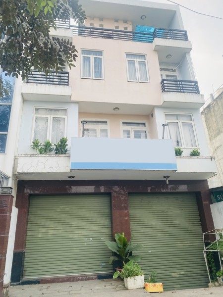 Biệt thự phố Trần Não 3 lầu có hầm diện tích 10x20m giá cho thuê 40 triệu/tháng