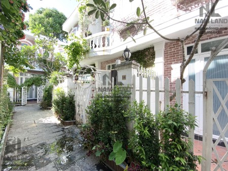 Cho thuê Villa 1 trệt 1 lầu SIÊU ĐẸP (khu Villa sang trọng), 4x10m, 1-2pn, cách Trần Não 200m