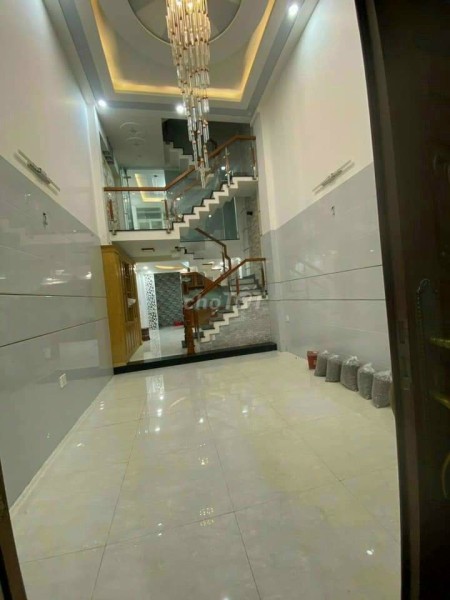 Chủ cho thuê nguyên căn dtsd 60m2, giá 18 triệu/tháng, hẻm Phạm Văn Chiêu, Gò Vấp