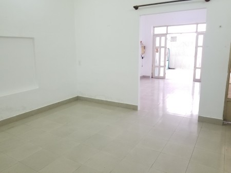 Cho thuê nhà đường Nguyễn Thị Thập, 1 Trệt + 1 Lầu, giá 15 triệu/tháng, lhcc