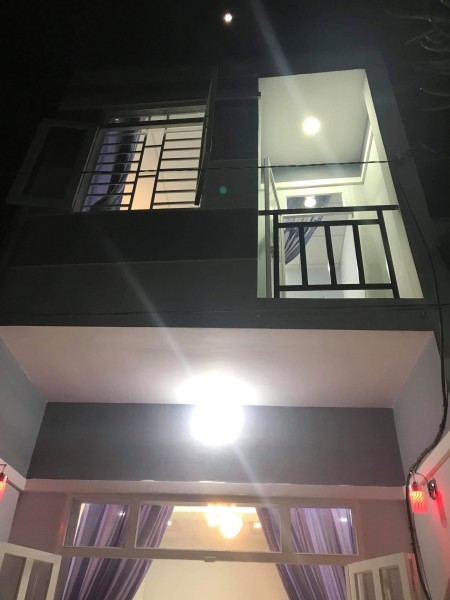 Cho thuê nhà nguyên căn rộng rãi, sạch sẽ phù hợp cho cả gia đình ở hoặc ở ghép, 60m2, 2 phòng ngủ, 2 toilet