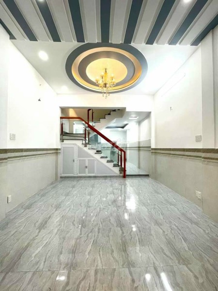 Có nhà hẻm 613/5B đường 3/2, Quận 10 cần cho thuê giá 18 triệu/tháng, dtsd 60m2