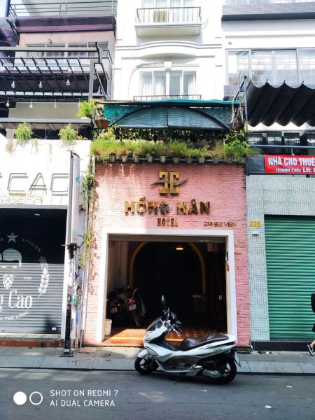 Cho thuê KS MT Bùi Viện,Q1 10 phòng full nội thất GIÁ CHỈ 45tr TL