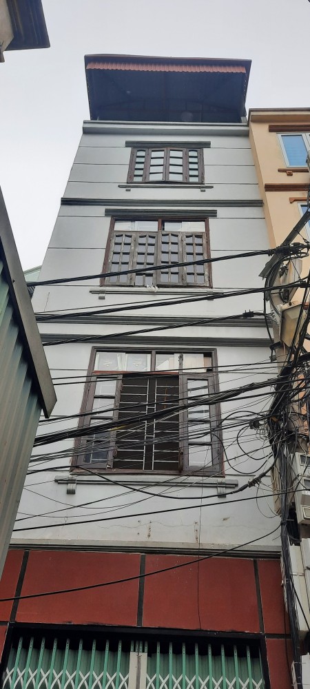 Cho thuê nguyên nhà 4 tầng, 5 phòng ngủ
