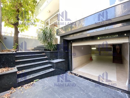 Villa không gian thoáng, có hầm 10x20 3 lầu An Phú sau Metro giá 45tr - LH Nguyễn Giang