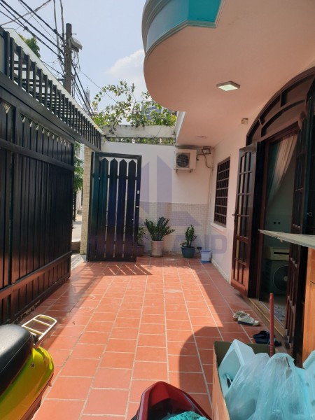 cần cho thuê mini villa làng báo chí thảo điền giá 29 triệu