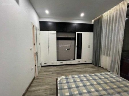 Cho thuê nhà phố Khương Hạ thích hợp làm văn phòng ,lớp dạy học ,kinh doanh online, hộ gia đình ở