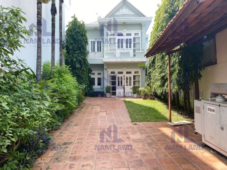 Đi đến slide 1
