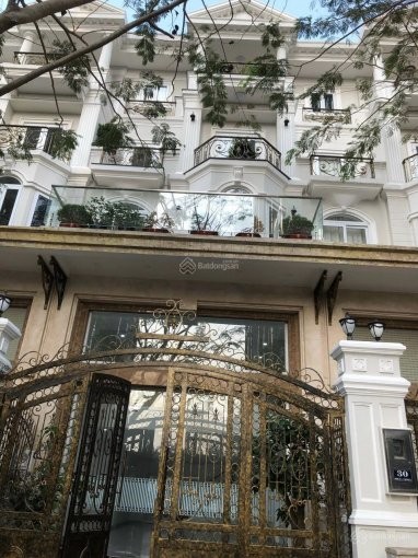 Cho thuê nhà nguyên căn mặt tiền KD Q7 gần Big C, 480m2, 4 lầu, 45 triệu/tháng. LH 0788788858