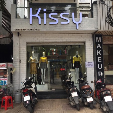 Cho thuê 2LẦU MT Cao Thắng,Q3 DT:4x22m GIÁ 50tr