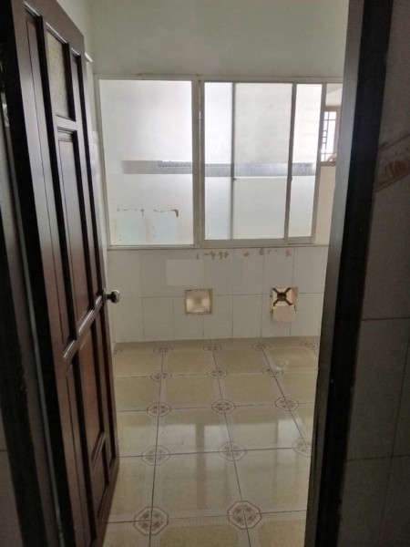 Cho Thuê Nhà Đường Lãnh Binh Thăng , Q. 11 – 3 x 9 m ( 2 Lầu ) – 10 Triệu/ Tháng