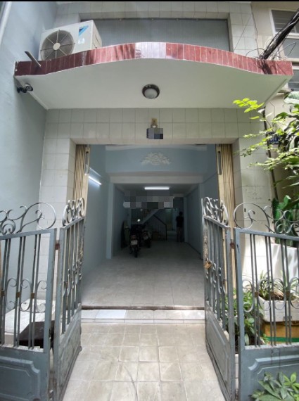 Nhà hẻm Đường Sư Vạn Hạnh, Trệt Lửng 1 Lầu, 4PN 3WC, Diện Tích 3.4x13.2m, Giá 13 Triệu