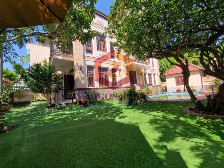 Cho thuêvilla sân vườn Hồ bơi Trần Não,trệt 3 lầu 8PN