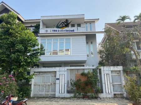 Đi đến slide 1