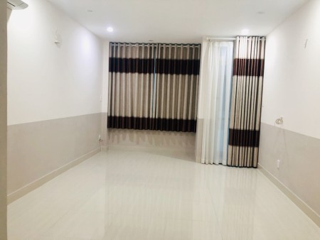 Nhà Vạn Kiếp, 5x7m, 2PN có ban công, nhà đẹp.
