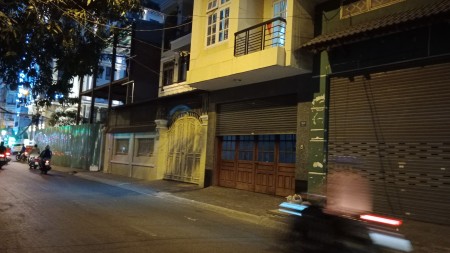 Cho thuê nhà Nguyên Căn mặt tiền đường Ngô Gia Tự